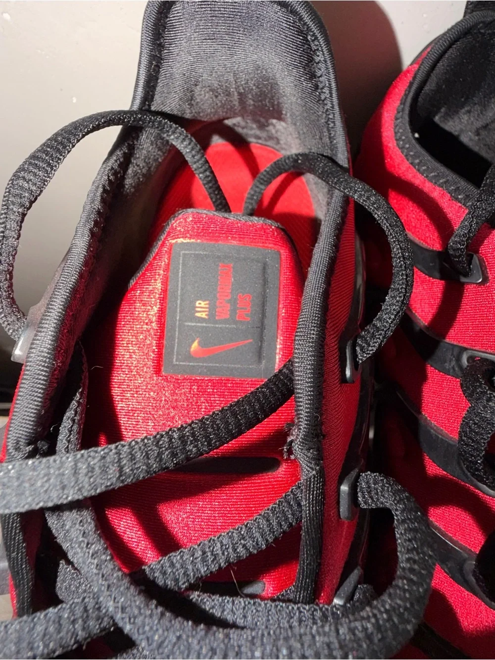 Nike Air VaporMax Plus 'University Red' 2024